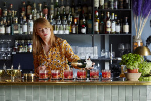 6 alkoholfrie drinker på bardisk