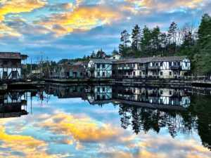 Mystisk stemning i Abra Havn