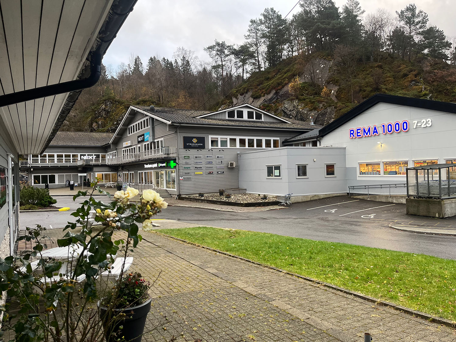 utenfor barnas stasjon askøy